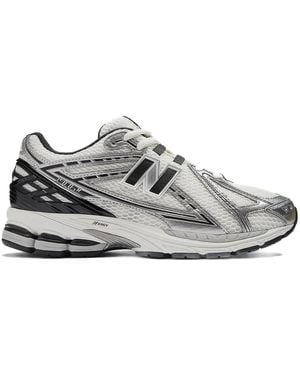 New Balance Sneakers - Grijs