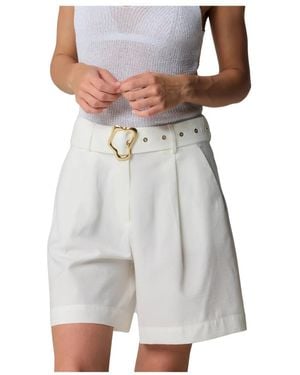 Kocca Casual Shorts - White