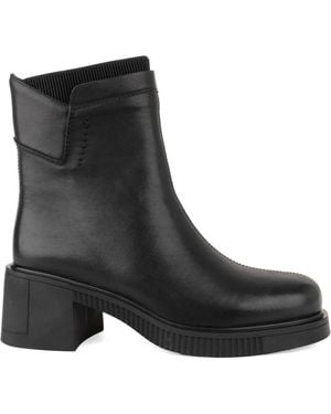 Linda Baumann Heeled Boots - Black