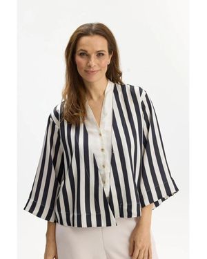iN FRONT Kimonos - Negro