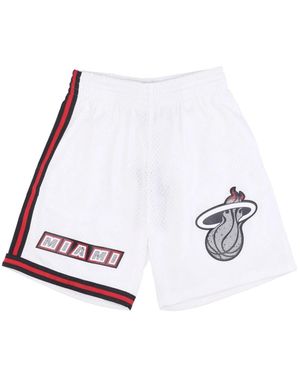 Mitchell & Ness Cracked Cement Swingman Shorts 1996 - Wit