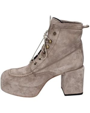 Moma Heeled Boots - Brown