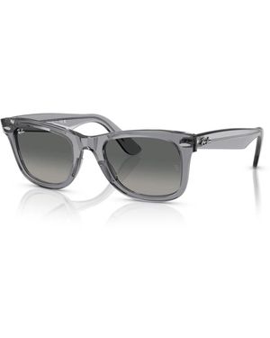 Ray-Ban Sunglasses - Grey