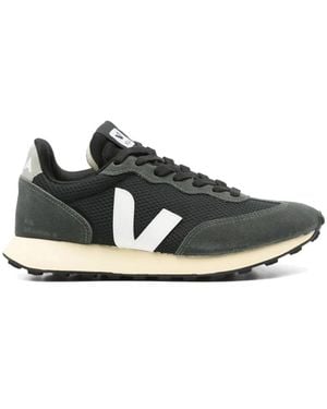 Veja Trainers - Black