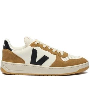 Veja Trainers - Natural