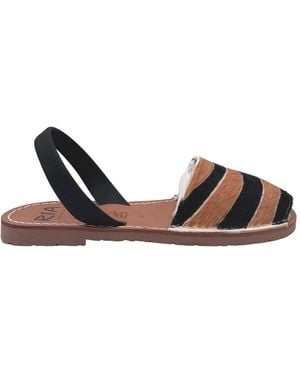 Ria Menorca Flat Sandals - Marrón
