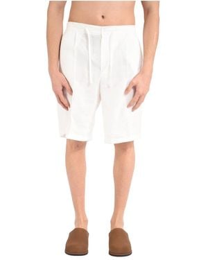 Hevò Long Shorts - White