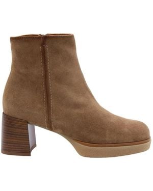 CTWLK Heeled Boots - Brown