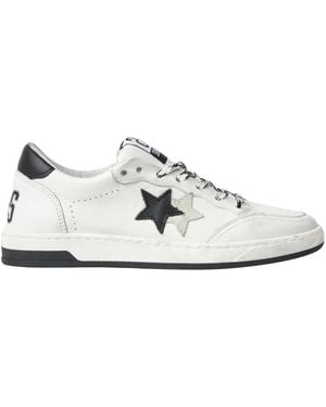 2Star Trainers - White