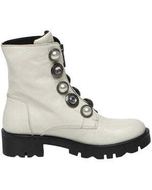 Tosca Blu Lace-Up Boots - Naturel