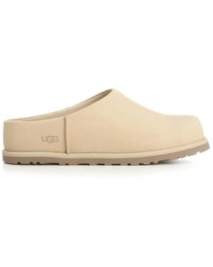 UGG Slippers - Natural