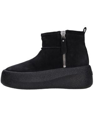 Vic Matié Winter Boots - Black