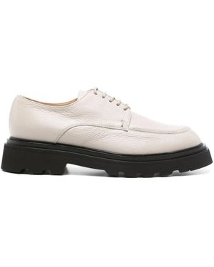 Doucal's Schoenen ,Grijs ,Leer Casual Grijze Loafers Met Rubberen Zool - Wit