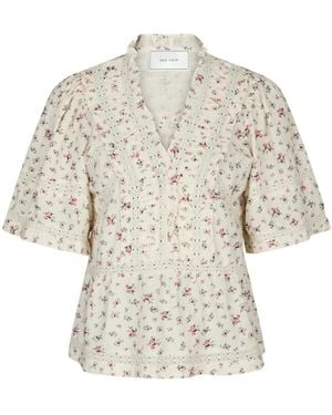Neo Noir Blumen Blush Peplum Top - Natur