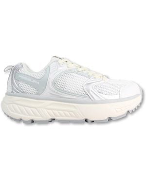 Fessura Trainers - White