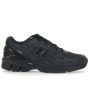 New Balance Trainers - Black