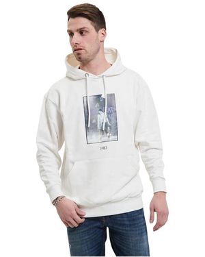 Throwback. Klassischer kapuzenpullover - Weiß