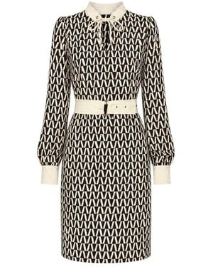 Nenette Short Dresses - Black