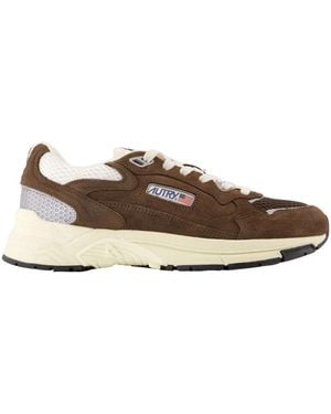 Autry Trainers - Brown