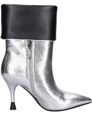 Emanuélle Vee Heeled Boots - Grey