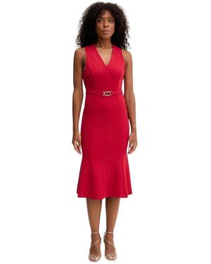 Twinset Kleedjes ,Rood ,Leer Jurk Met Ceintuur En V-Hals