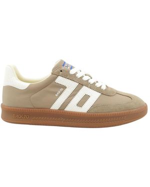 Back70 Trainers - White