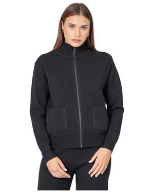 Kocca Zip-Throughs - Black