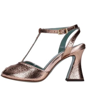 Paola D'arcano Pumps - Marrón