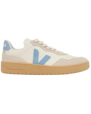Veja Trainers - White