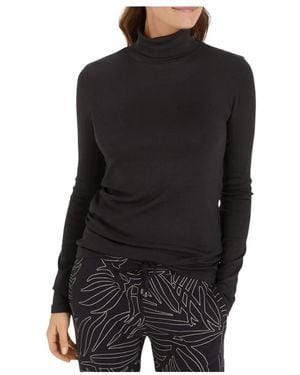 Juvia Turtlenecks - Black