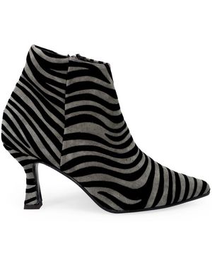Sangiorgio Heeled Boots - Black
