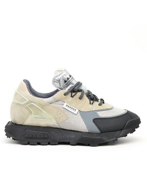 RUN OF Sneakers - Gray