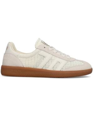 Back70 Trainers - White