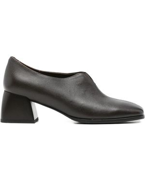 Linda Baumann Court Shoes - Black