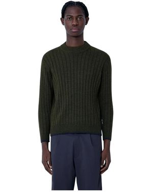 GR10K Round-Neck Knitwear - Black