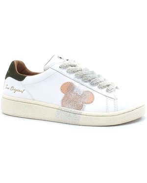 MOA Sneakers - Blanco