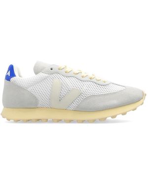 Veja Trainers - White