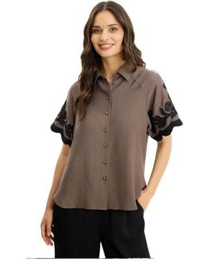iN FRONT Shirts - Marron