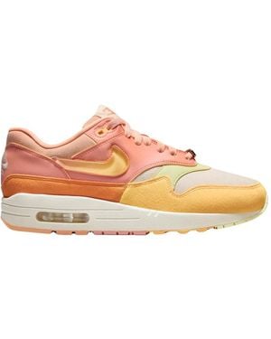 Nike Trainers - Pink