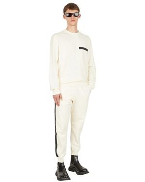 McQueen Hoodies & Sweatvesten ,Katoen Logo Patch Sweatshirt - Wit