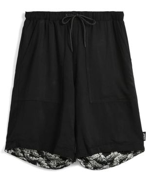 Taion Japanische Welle Wendbare Schwarze Shorts
