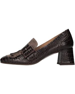 Chie Mihara Platte Schoenen - Bruin