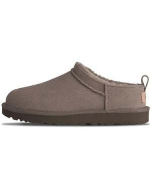 UGG Slippers - Marrón