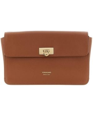 Ferragamo Tassen ,Bruin ,Leer Harley Clutch