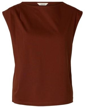 SELECTED Tops - Bruin