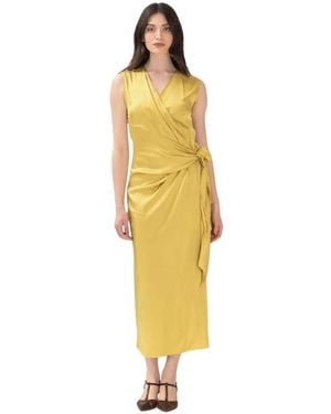 Momoní Midi Dresses - Amarillo
