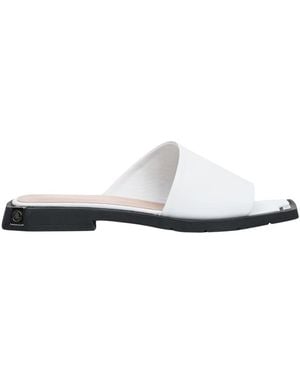 ESTRO Sliders - White