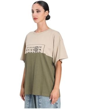 Maison Margiela En Groen T-Shirt Met Korte Mouwen