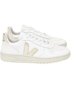Veja Trainers - White