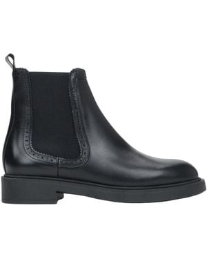 ESTRO Chelsea Boots - Black